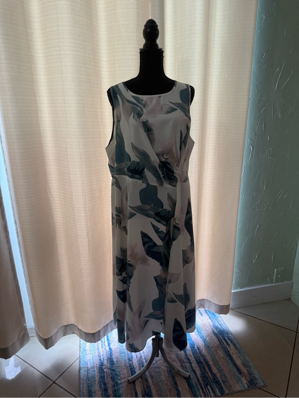 SHEIN White Midi Dress with Green Leaf Print